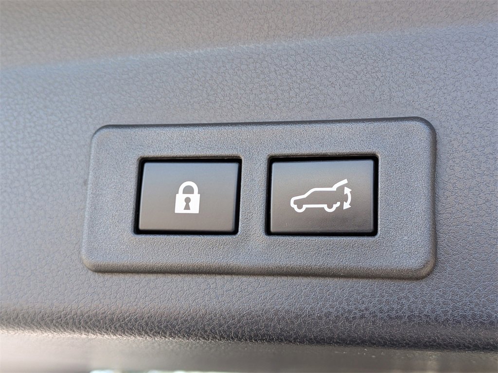 Certified 2024 Subaru Ascent Premium w/ Convenience Package image 15