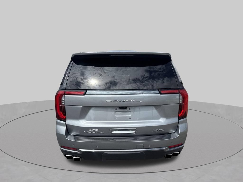 Used 2025 GMC Yukon XL Denali Ultimate AWD/4WD image 7