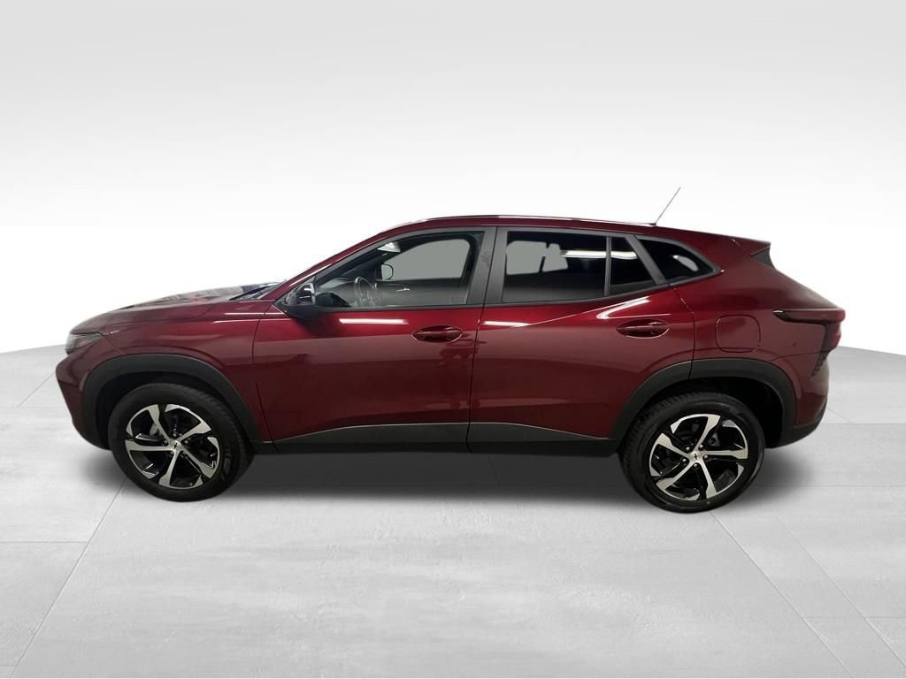 Certified 2024 Chevrolet Trax RS w/ Driver Confidence Package FWD image 8