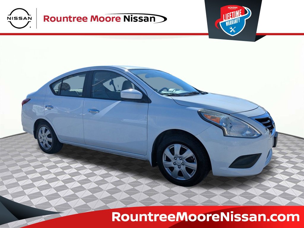 Used 2016 Nissan Versa SV