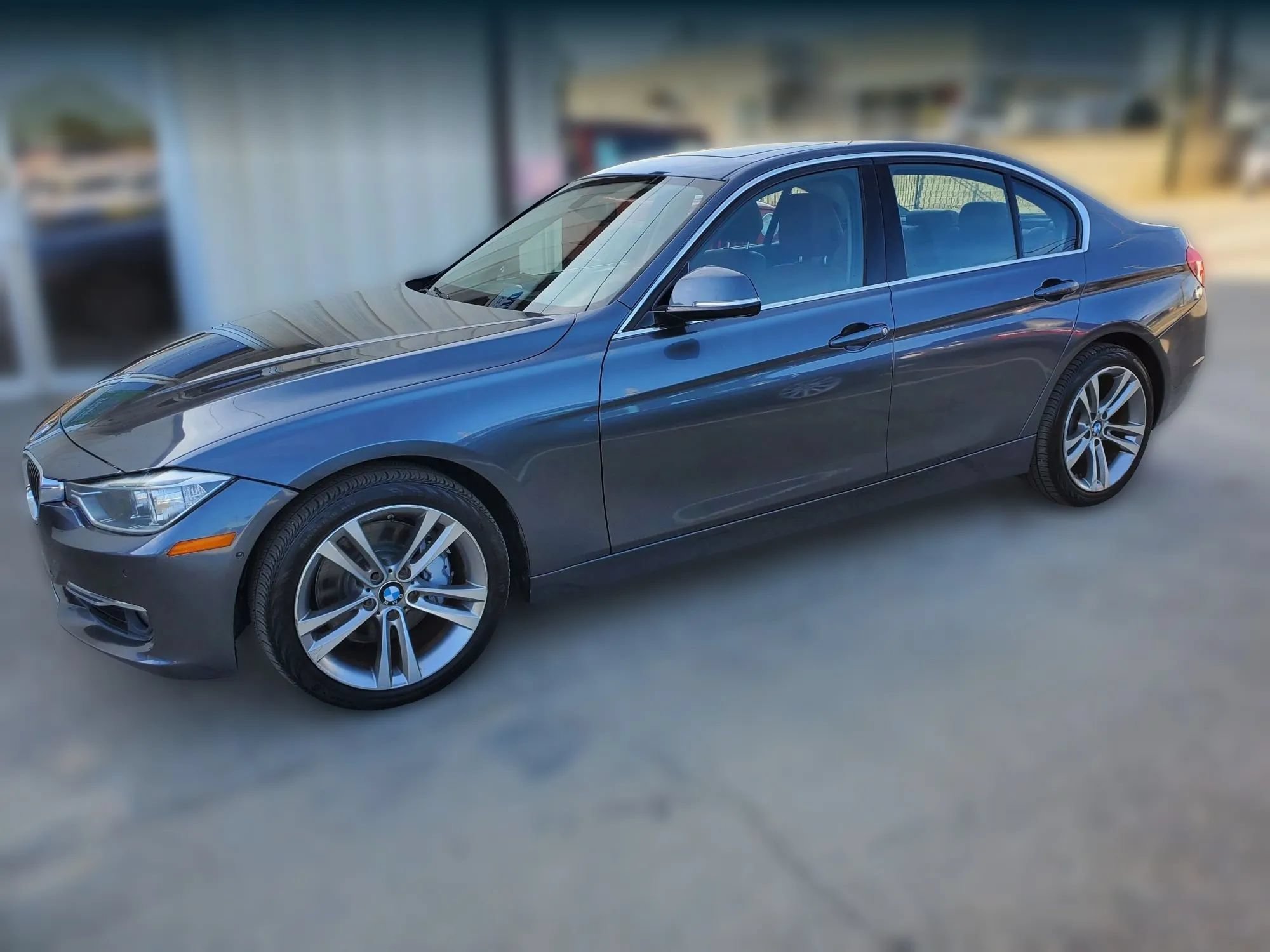 Used 2015 BMW ActiveHybrid 3 w/ Technology Package RWD image 3