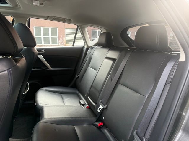 Used 2012 MAZDA MAZDA3 i Grand Touring w/ Tech Pkg image 28