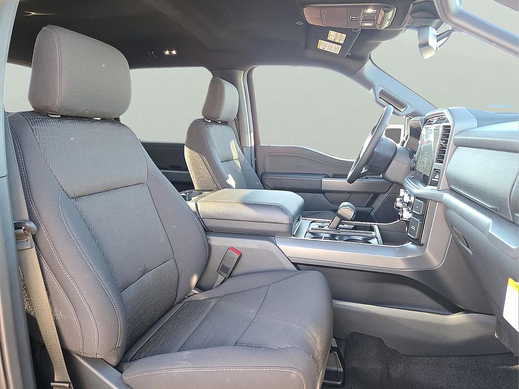 New 2025 Ford F150 XLT w/ Equipment Group 302A MID image 8