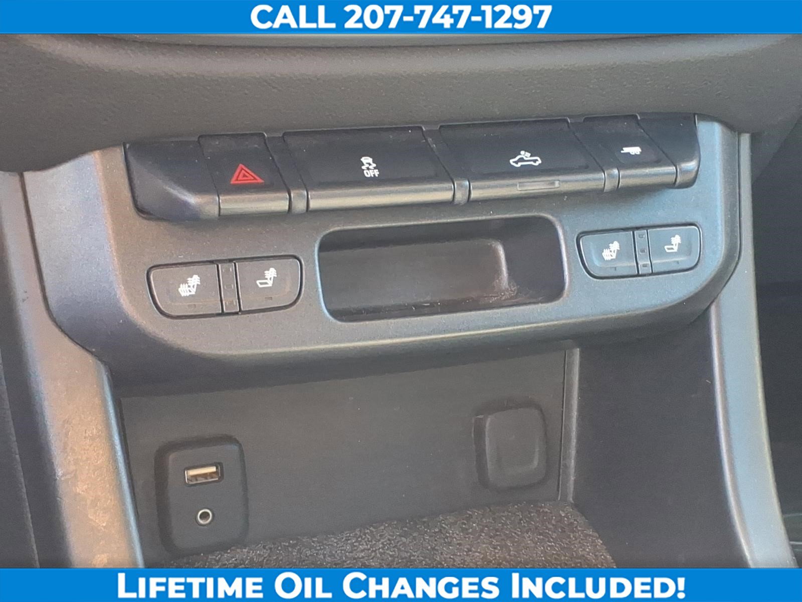 Used 2018 Chevrolet Colorado LT w/ LT Convenience Package AWD/4WD image 18