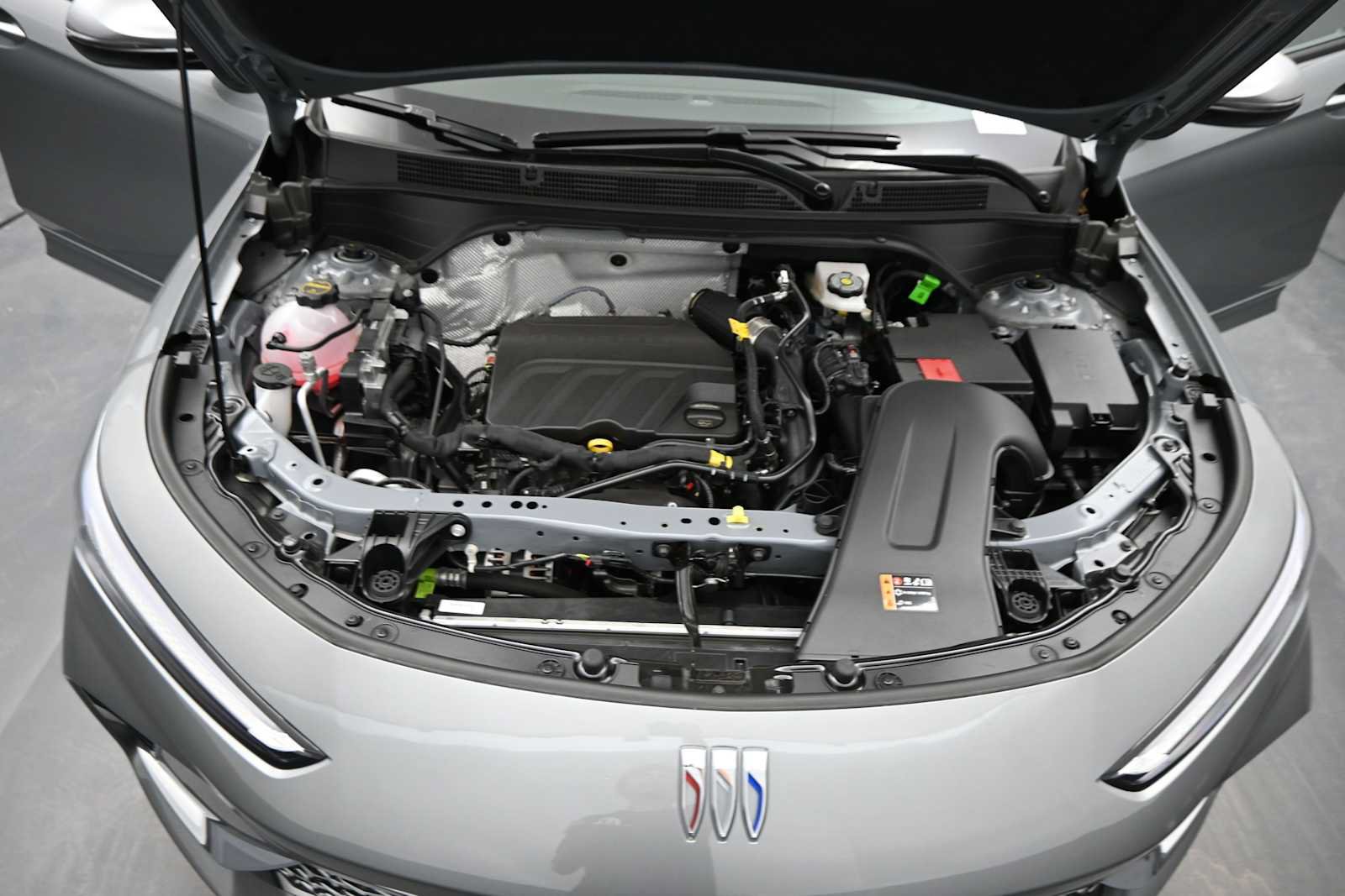 New 2026 Buick Envista Avenir FWD image 23