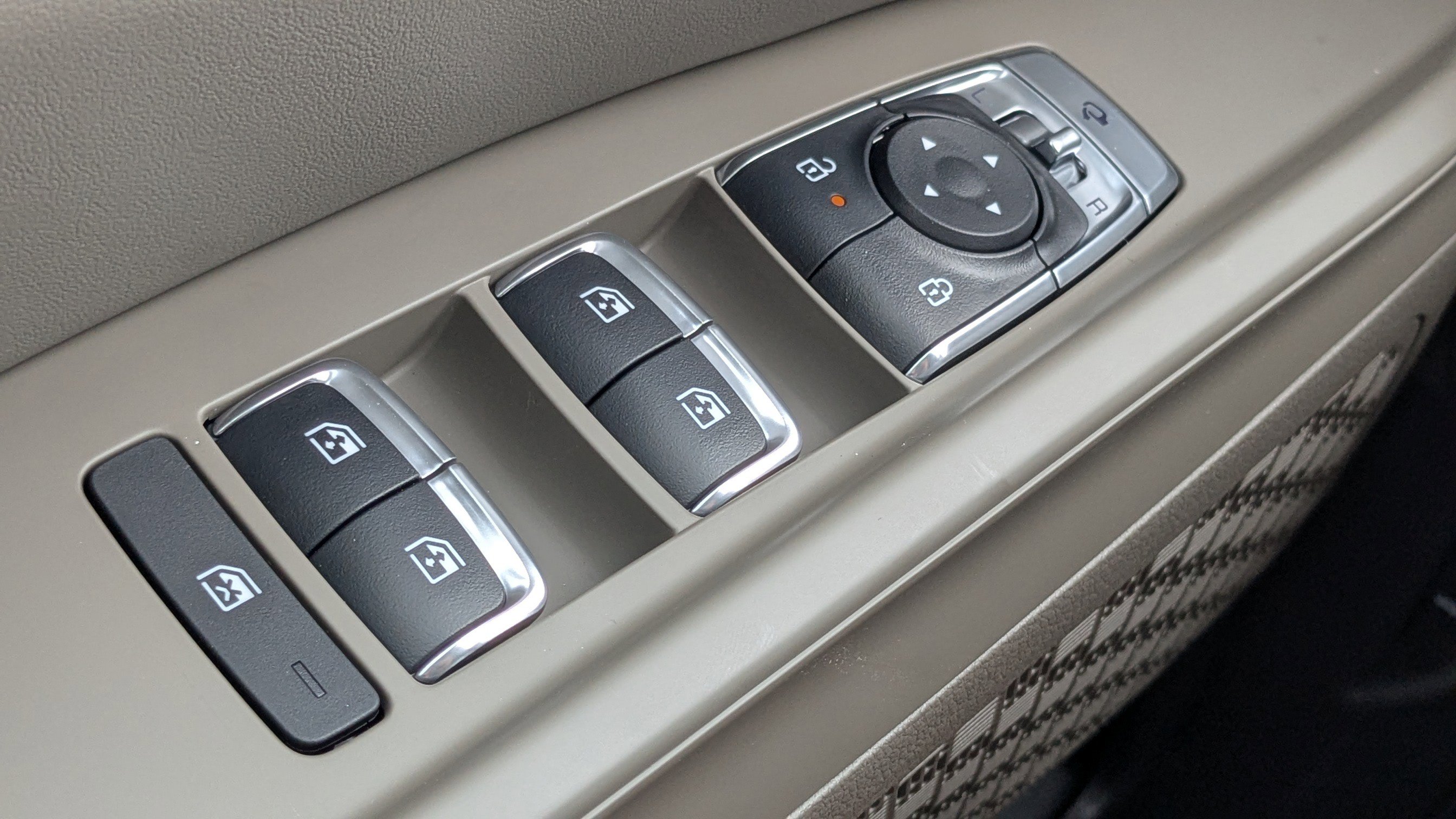 New 2026 Kia Carnival SX image 30