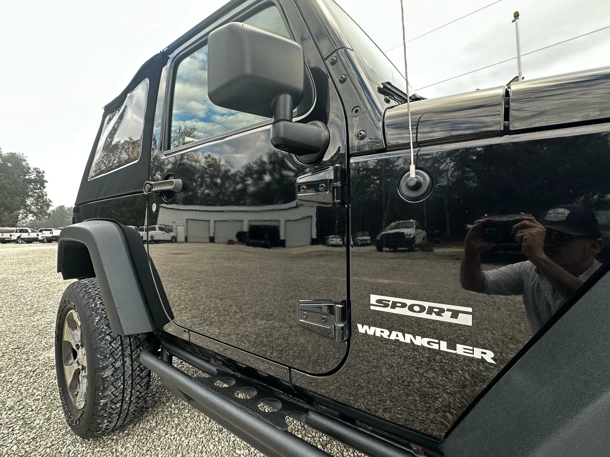 Used 2017 Jeep Wrangler Sport AWD/4WD image 11
