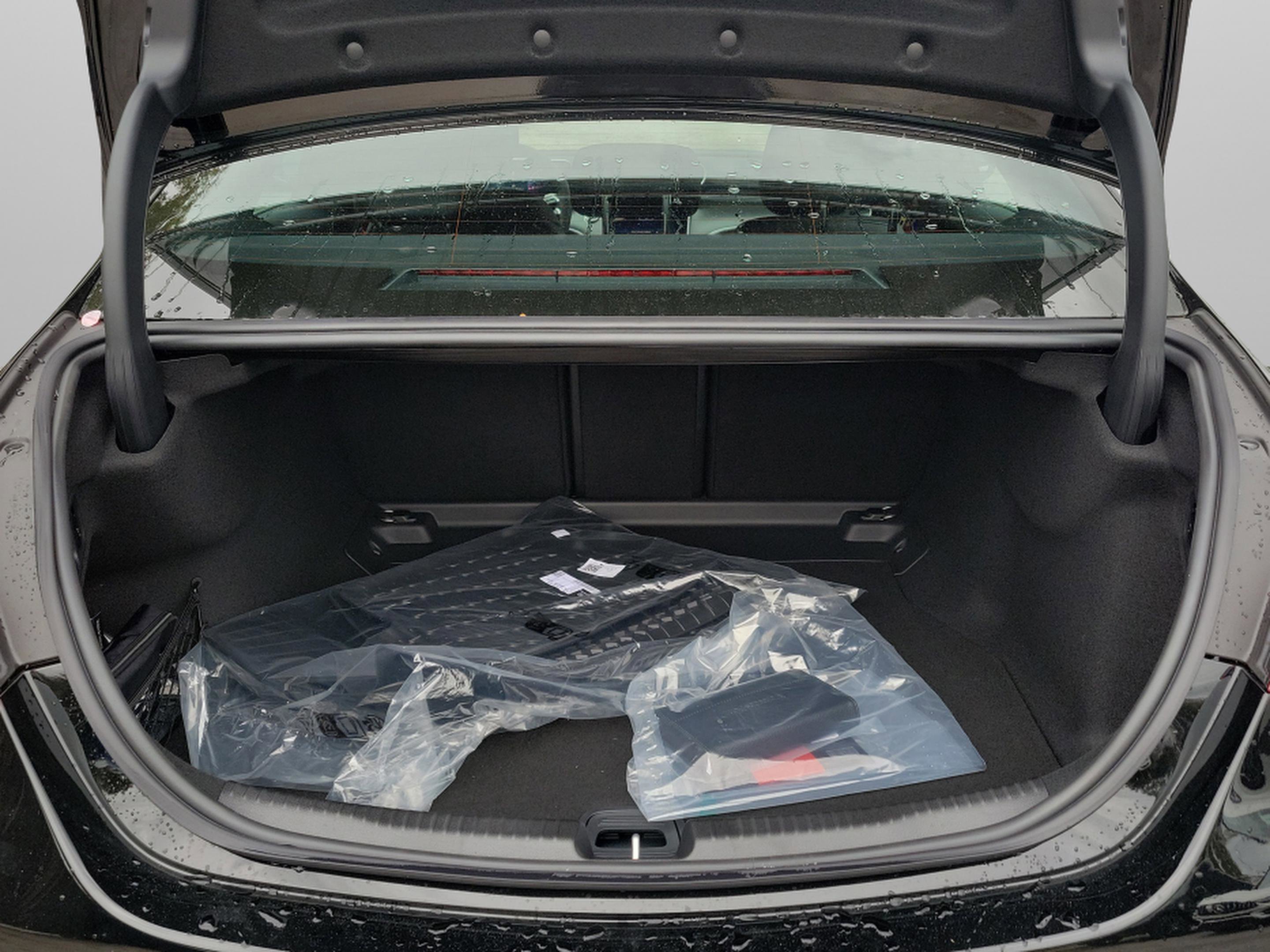 New 2026 Mercedes-Benz C 43 AMG 4MATIC Sedan image 33