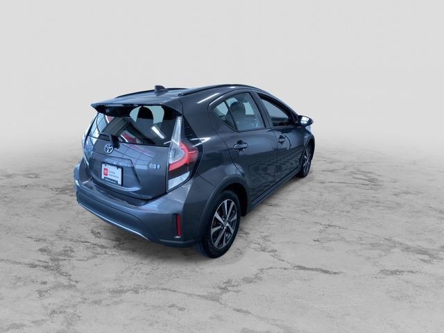 Certified 2018 Toyota Prius C Three FWD image 9