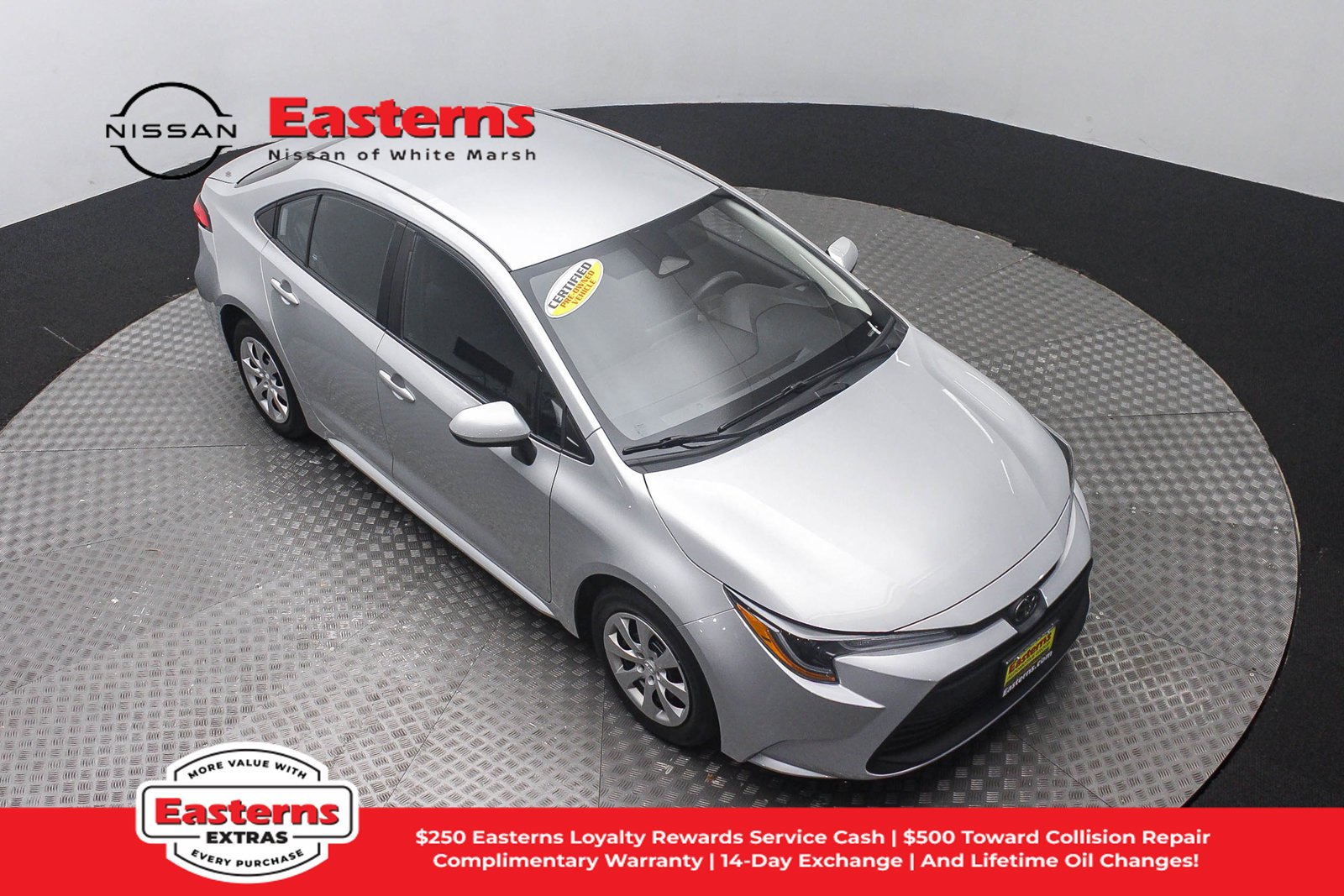 Used 2023 Toyota Corolla LE FWD image 3