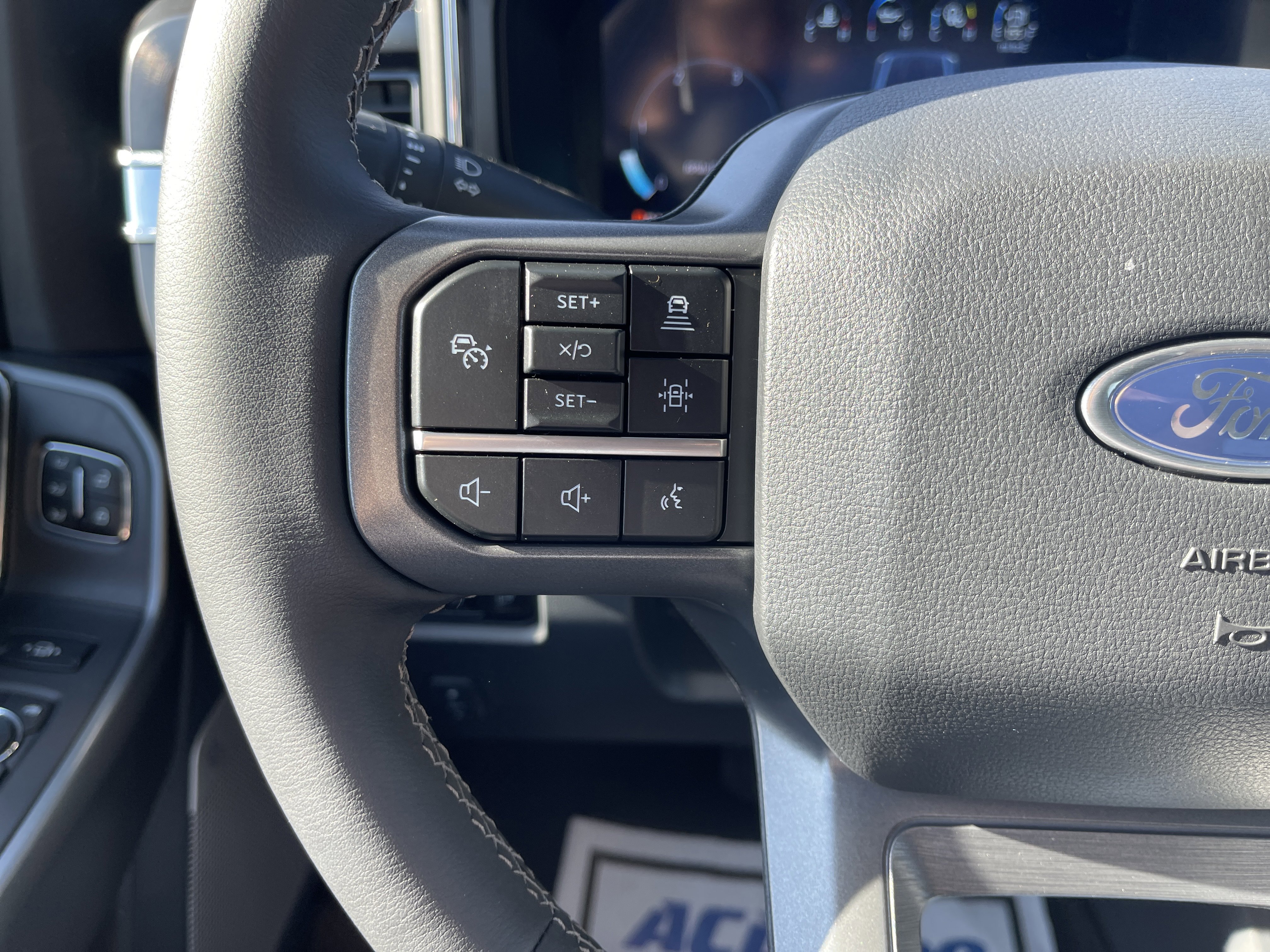 New 2026 Ford F250 Lariat w/ Lariat Ultimate Package image 17