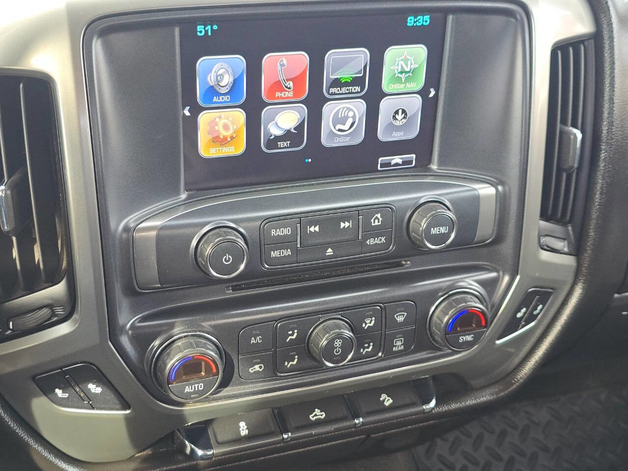 Used 2018 Chevrolet Silverado 1500 LT w/ All Star Edition image 30