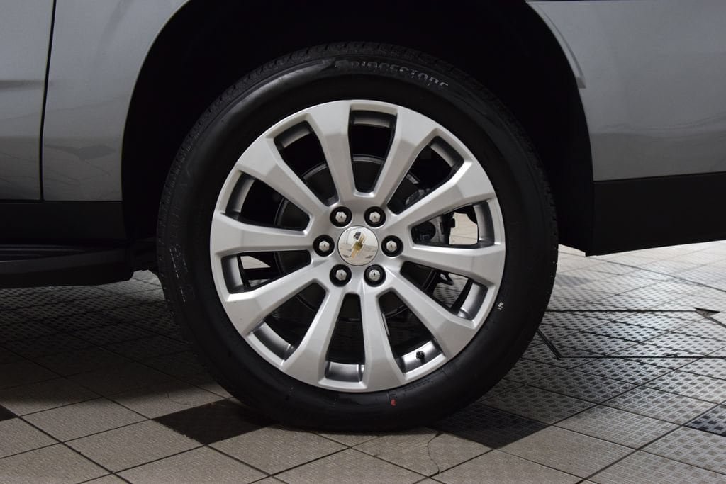 New 2026 Chevrolet Suburban Premier AWD/4WD image 28