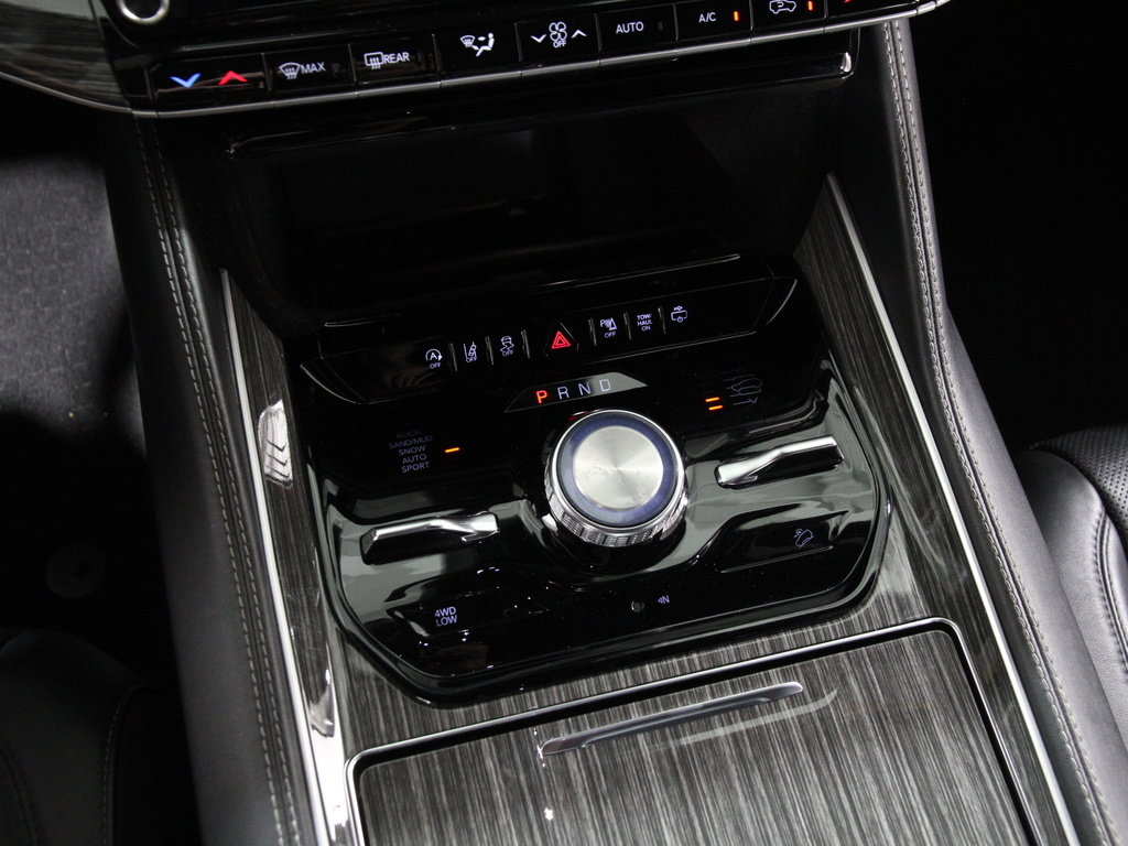 Used 2022 Jeep Wagoneer Series III w/ Premium Group I image 17