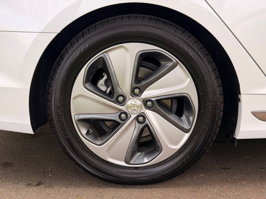 Used 2017 Hyundai Sonata Limited w/ Ultimate Package 02 image 57