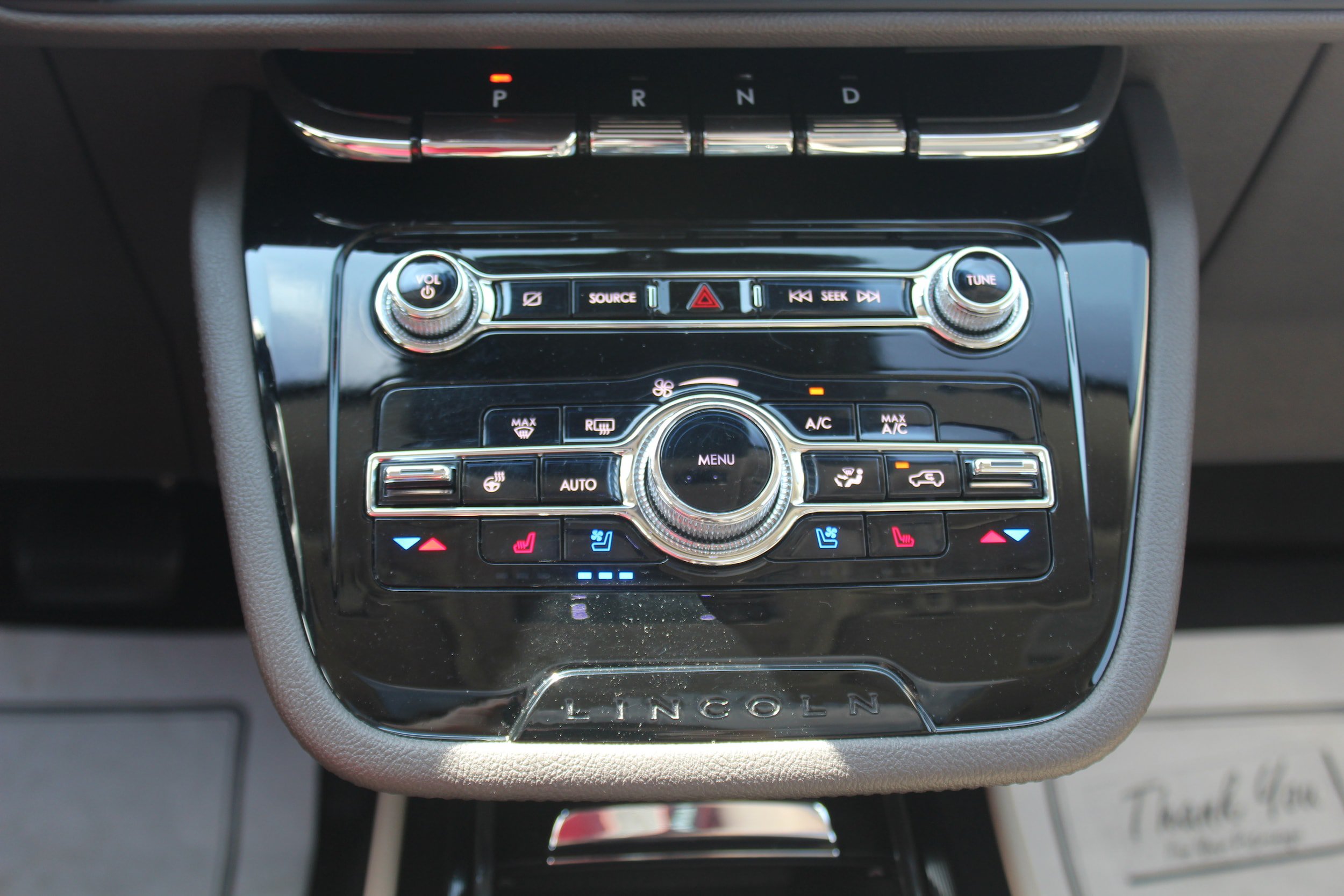 Used 2022 Lincoln Corsair AWD w/ Premium Package image 12