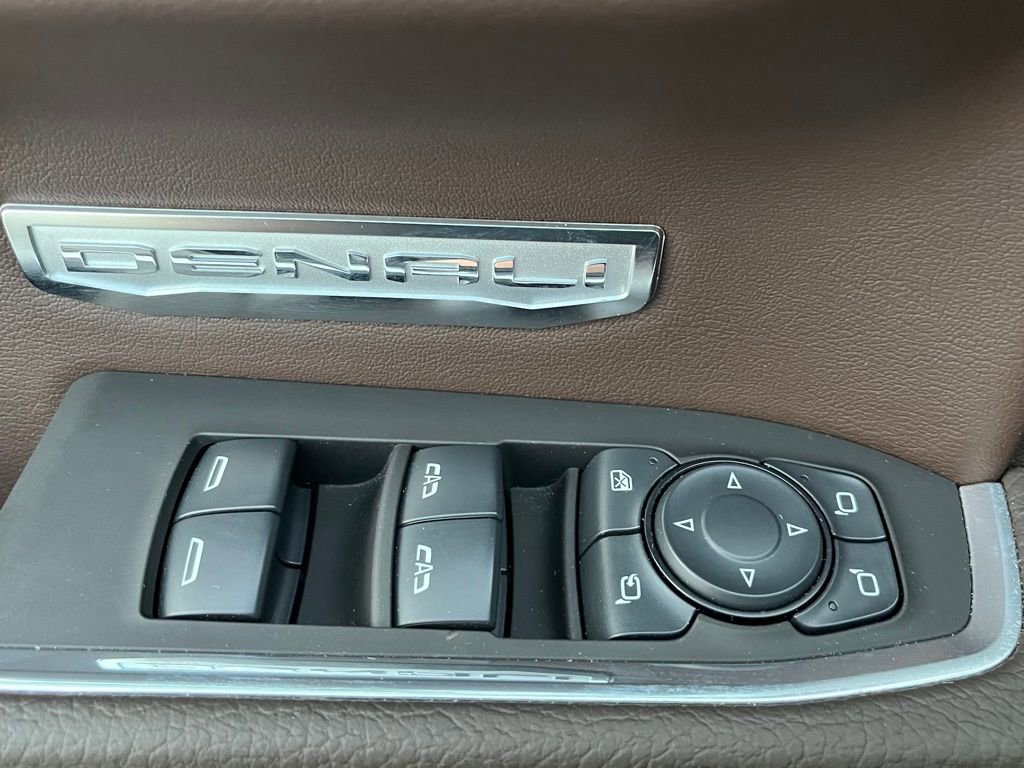 Used 2025 GMC Sierra 1500 Denali w/ Denali Reserve Package image 20