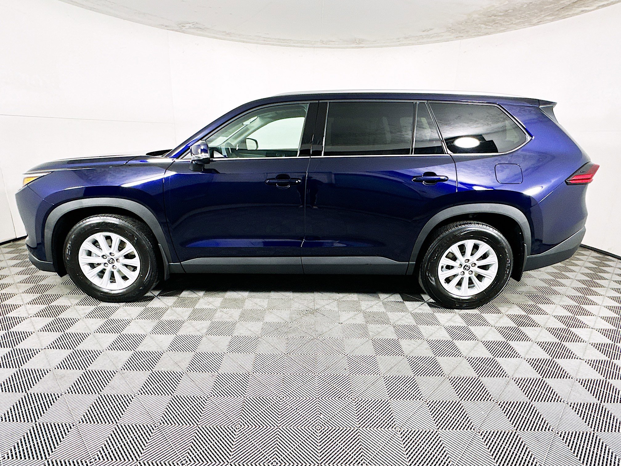 Certified 2026 Toyota Grand Highlander XLE image 6