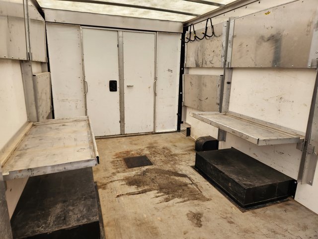 Used 2021 Chevrolet Express 3500 w/ Power Convenience Package image 5