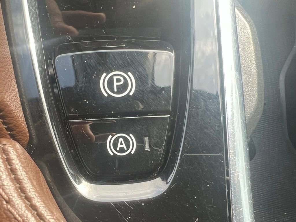 Used 2022 Volvo XC90 T6 Inscription w/ Advanced Package image 17