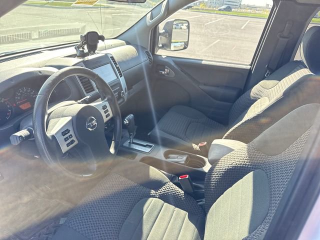 Used 2019 Nissan Frontier SV AWD/4WD image 16