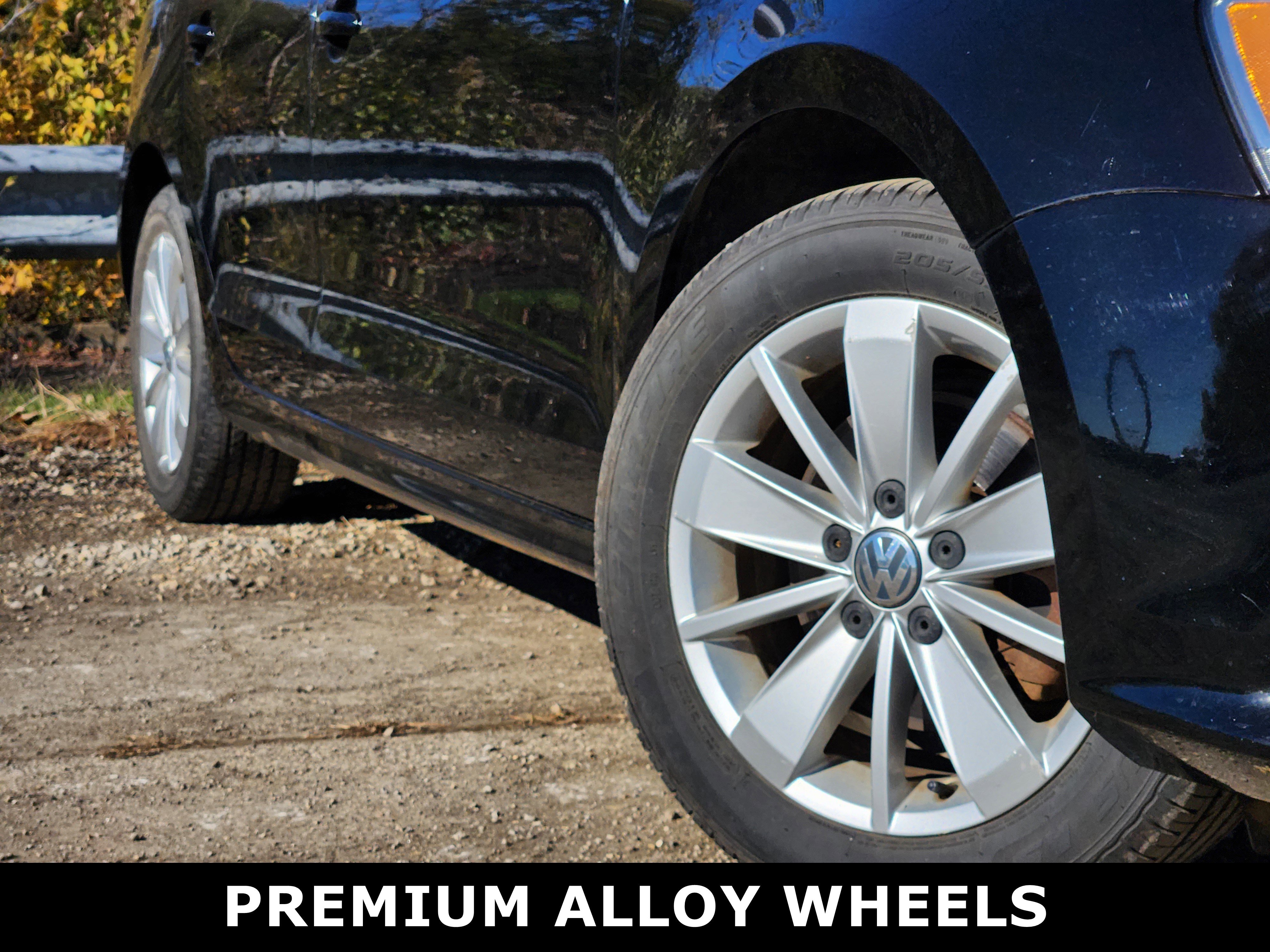 Used 2015 Volkswagen Jetta SE image 10