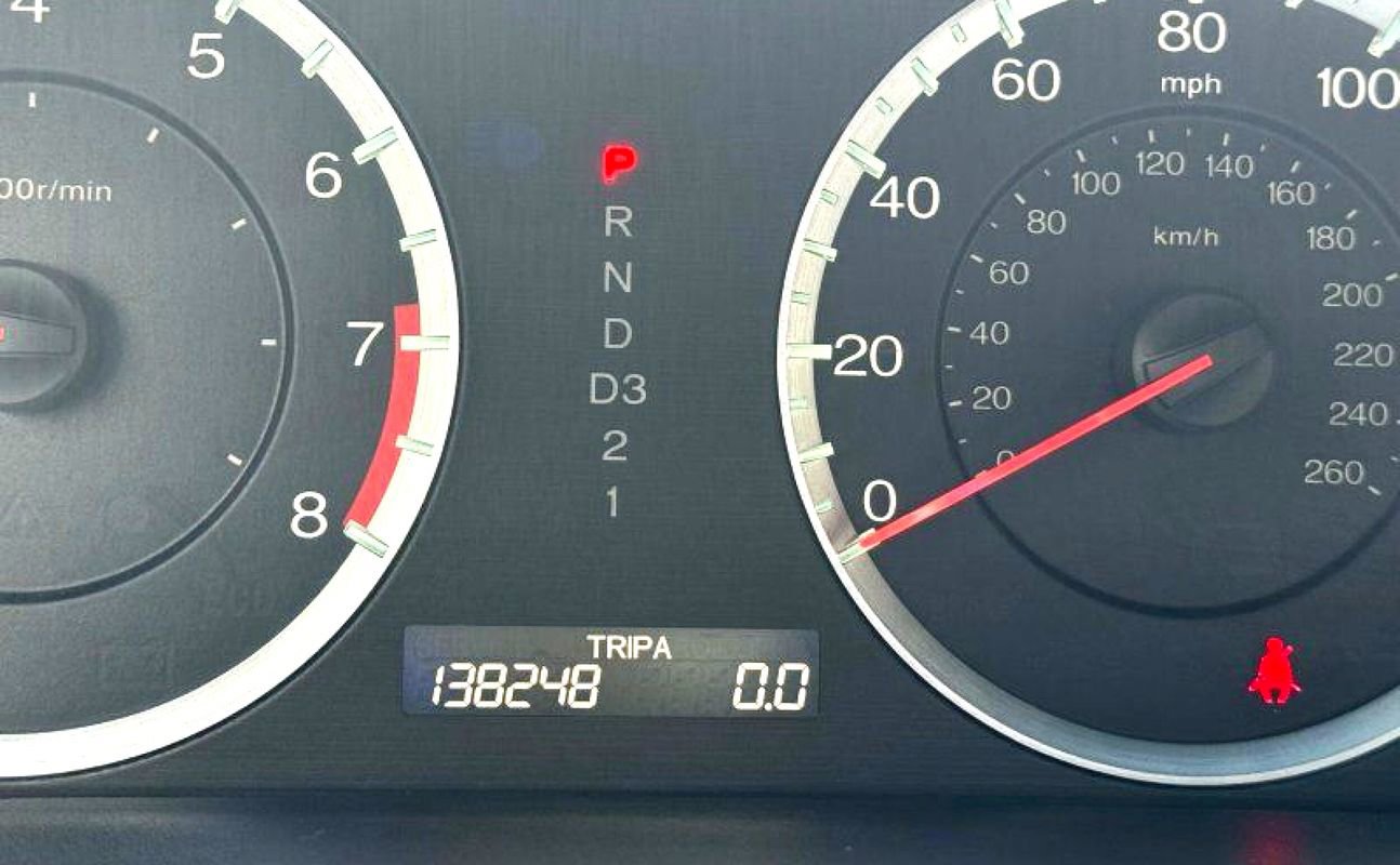 Used 2010 Honda Accord EX-L image 9