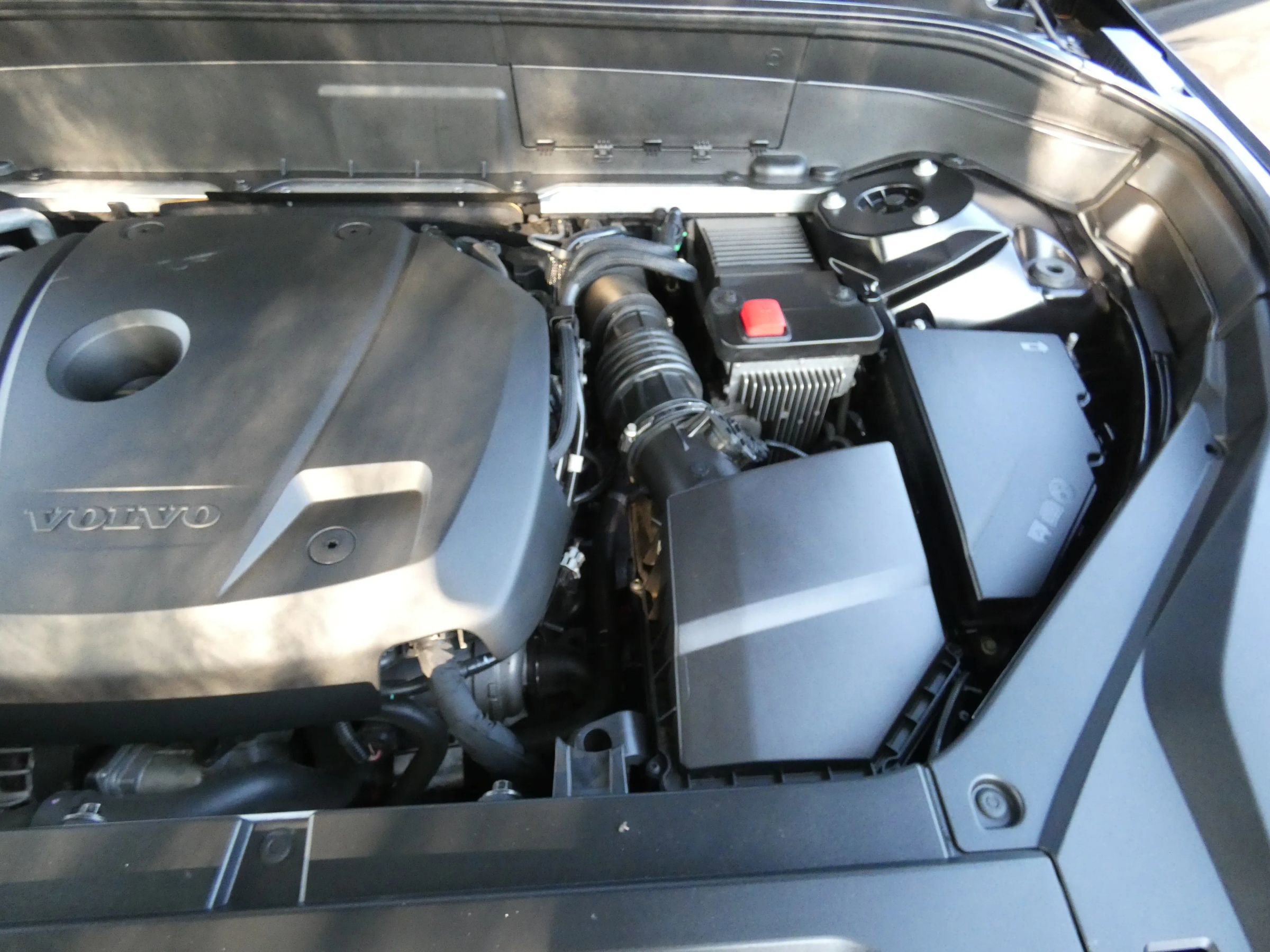 Used 2020 Volvo XC90 T6 Momentum image 71