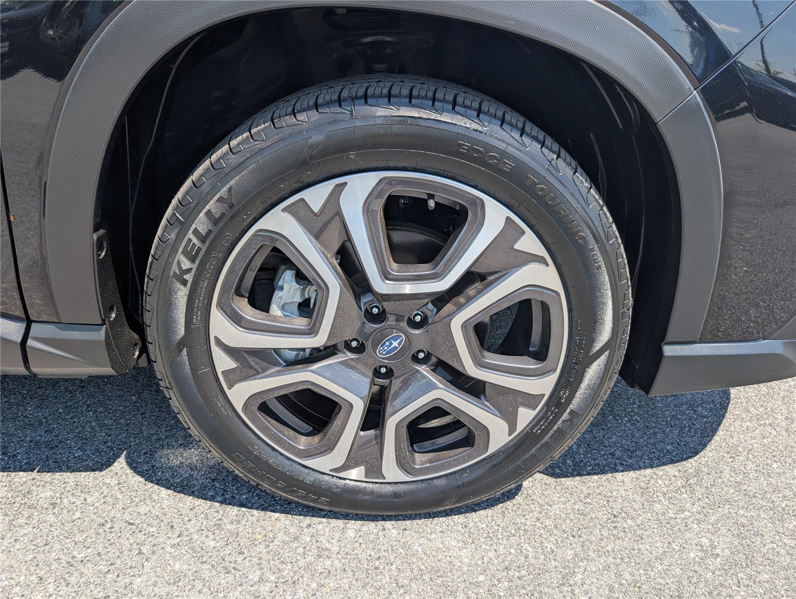 Used 2023 Subaru Ascent Limited AWD/4WD image 9