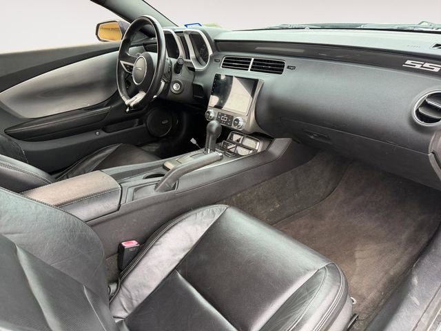 Used 2010 Chevrolet Camaro SS w/ RS Package RWD image 10