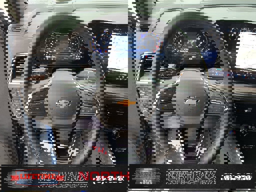 Used 2025 Chevrolet Suburban Premier image 8