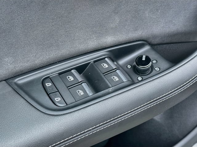 Used 2024 Audi SQ8 Prestige w/ Prestige Package AWD/4WD image 24