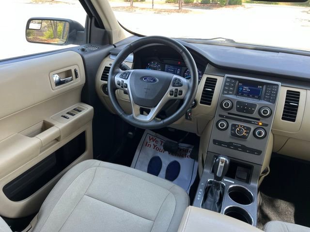 Used 2019 Ford Flex SE image 29