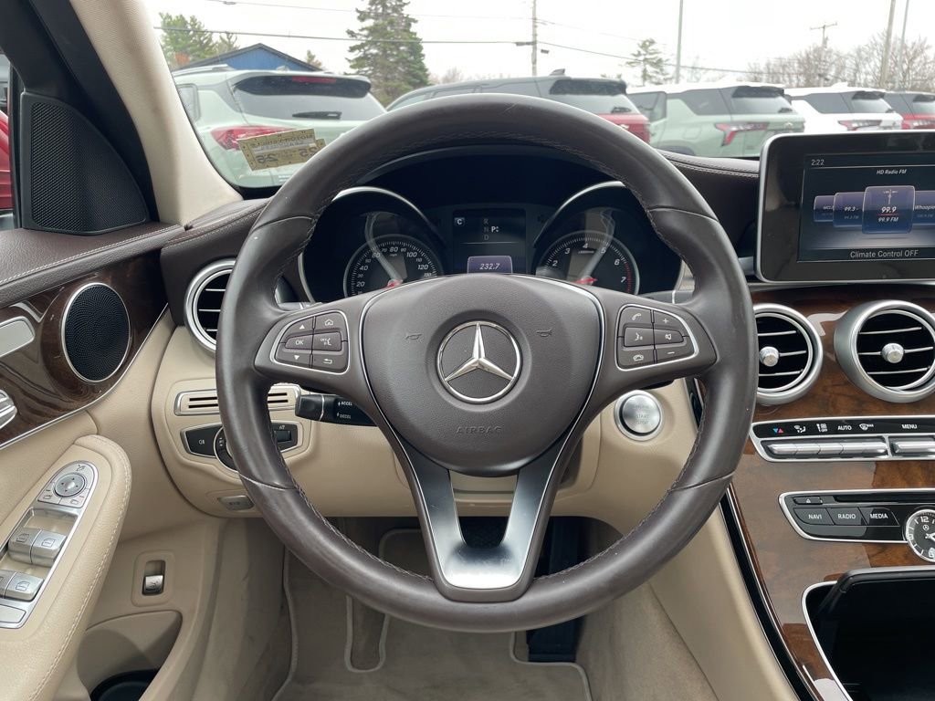 Used 2017 Mercedes-Benz C 300 4MATIC Sedan image 11
