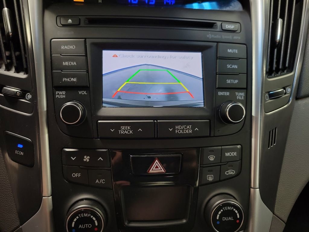 Used 2015 Hyundai Sonata Limited FWD image 18