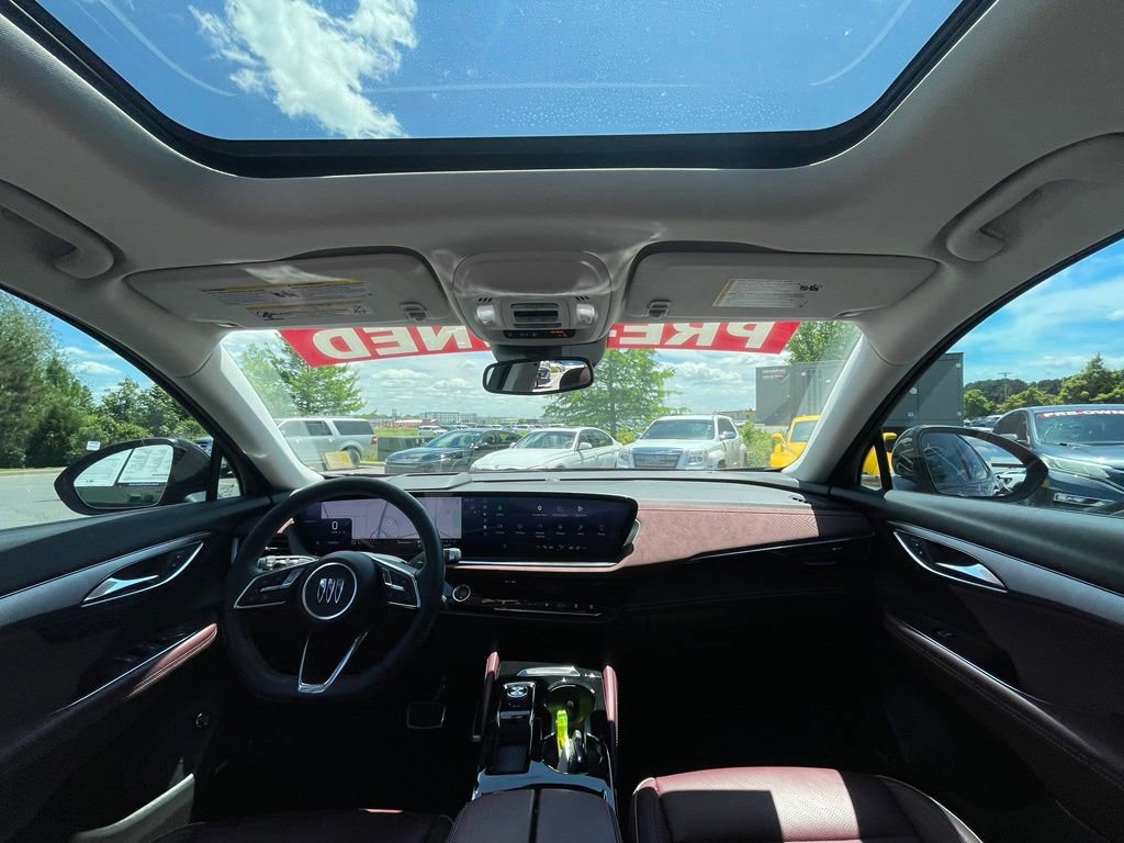Used 2024 Buick Envision Sport Touring AWD/4WD image 25