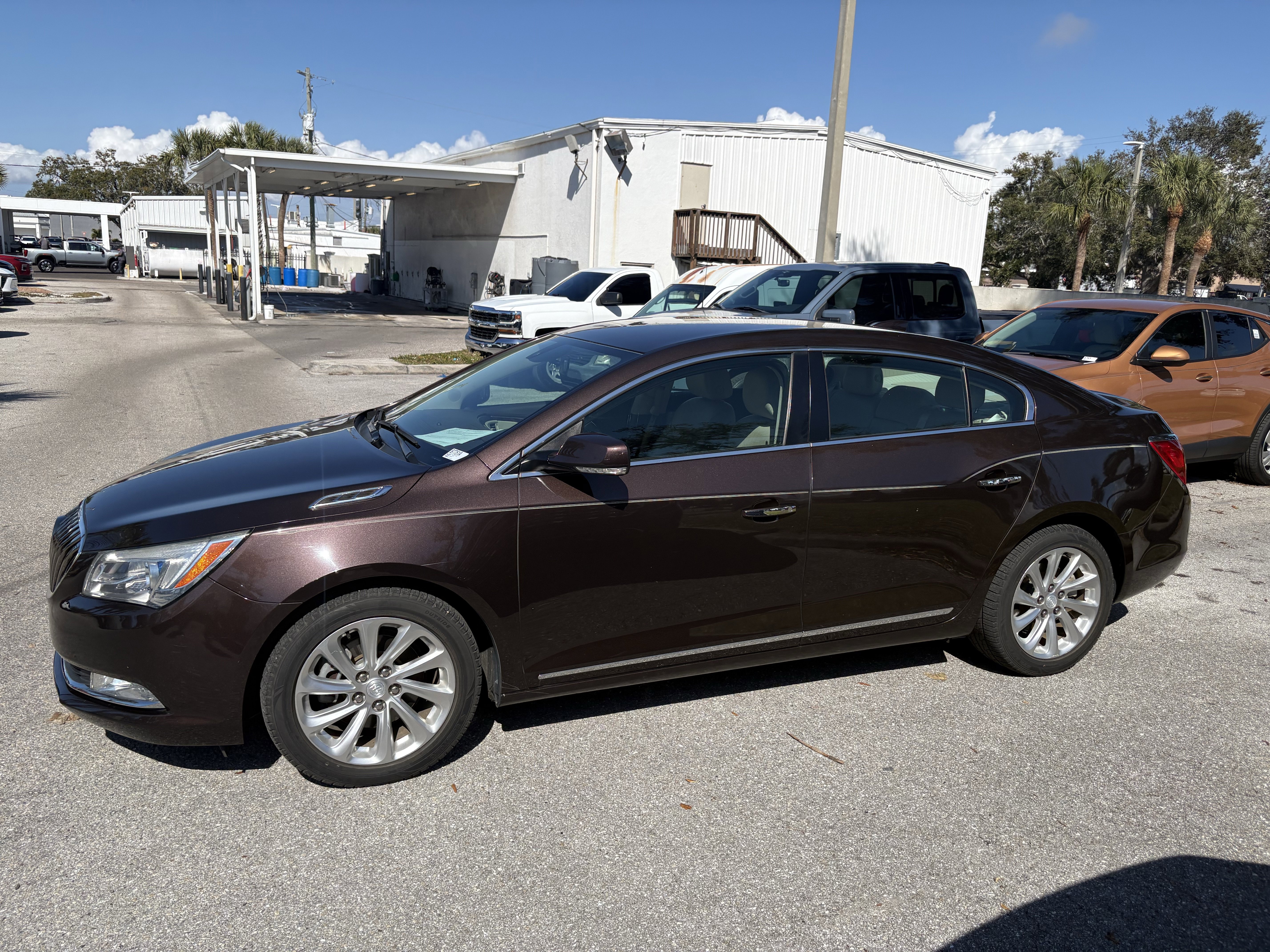 Used 2015 Buick LaCrosse Leather image 4