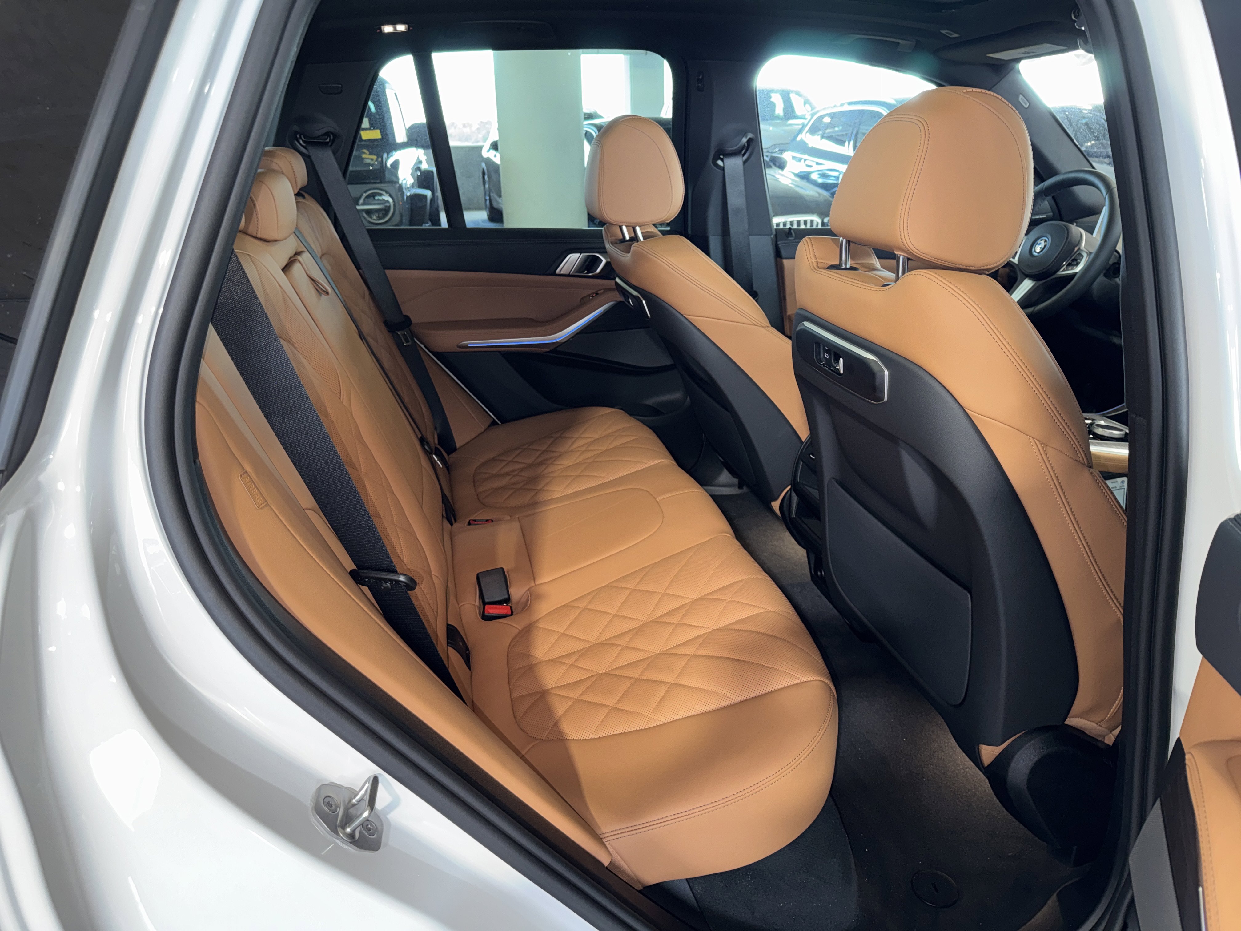 New 2026 BMW X5 xDrive50e w/ M Sport Package image 11