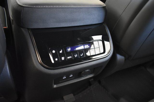 New 2026 INFINITI QX80 Autograph w/ Premium Cargo Package image 15