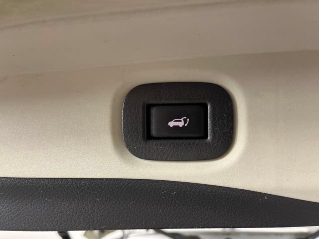 Used 2019 Nissan Rogue SV w/ Sun & Sound Touring Package FWD image 47