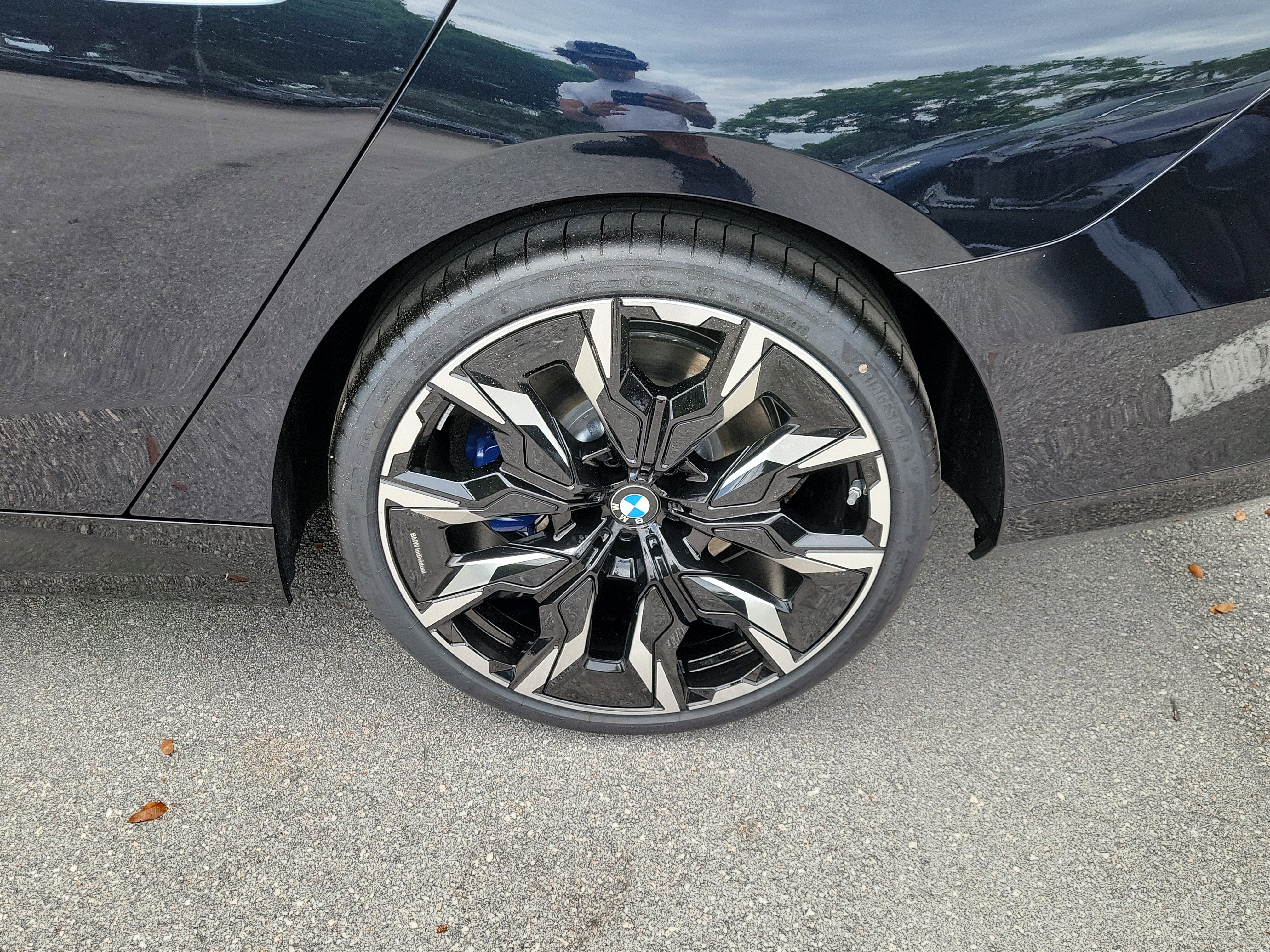 New 2027 BMW 530i w/ M Sport Package RWD image 7