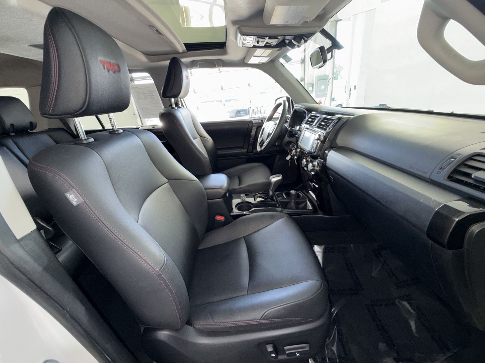 Used 2019 Toyota 4Runner TRD Off-Road Premium AWD/4WD image 25