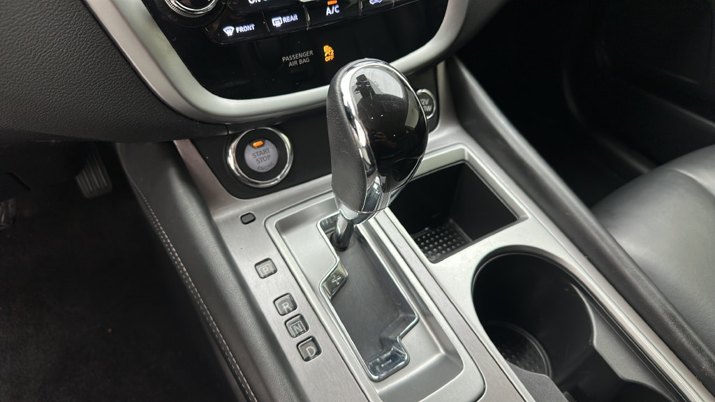 Used 2023 Nissan Murano SV w/ SV Midnight Edition Package AWD/4WD image 18