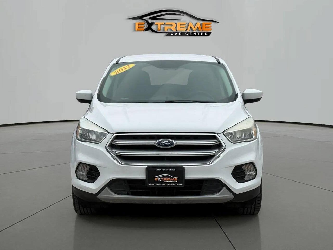 Used 2017 Ford Escape SE w/ SE Cold Weather Package AWD/4WD image 9