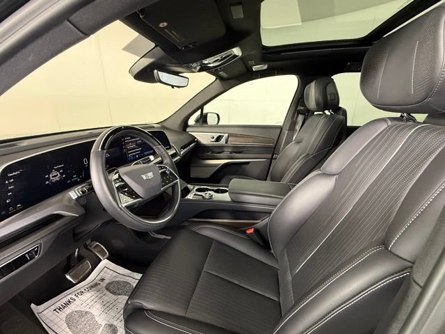 Certified 2026 Cadillac Vistiq Luxury AWD/4WD image 17