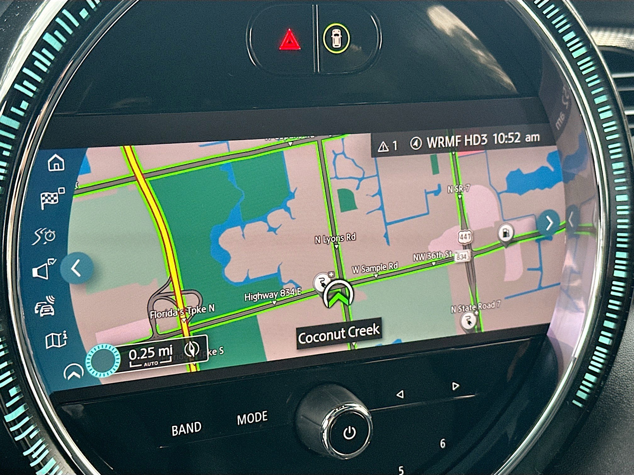 Certified 2024 MINI Cooper SE image 14