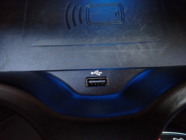 Used 2022 BMW 530e xDrive 530e xDrive w/ Premium Package image 17