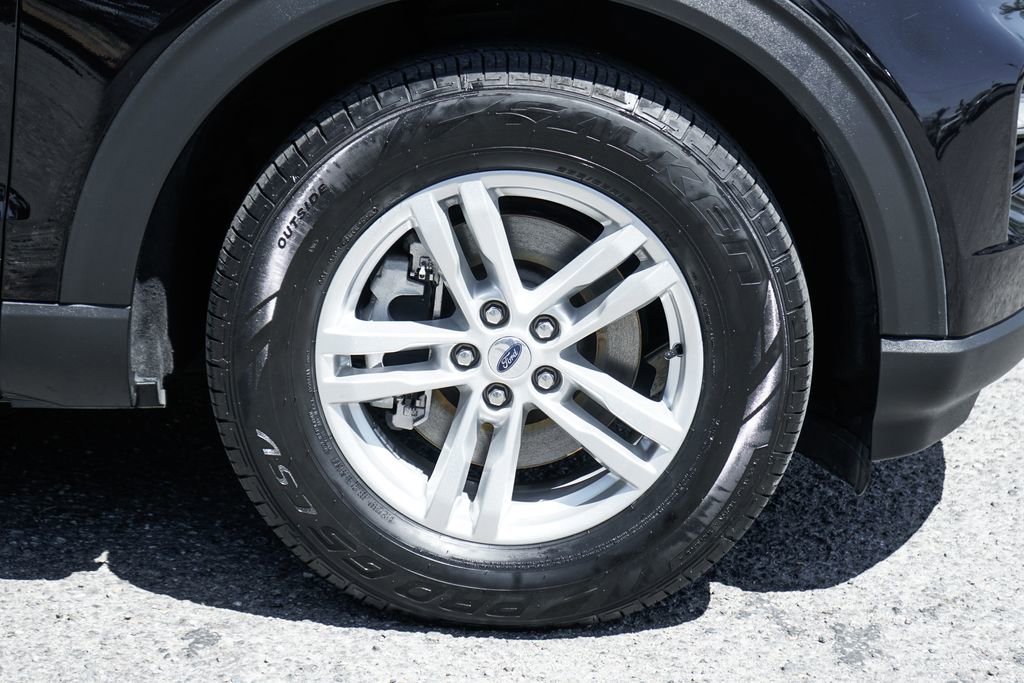 Used 2022 Ford Explorer XLT w/ Equipment Group 202A image 42