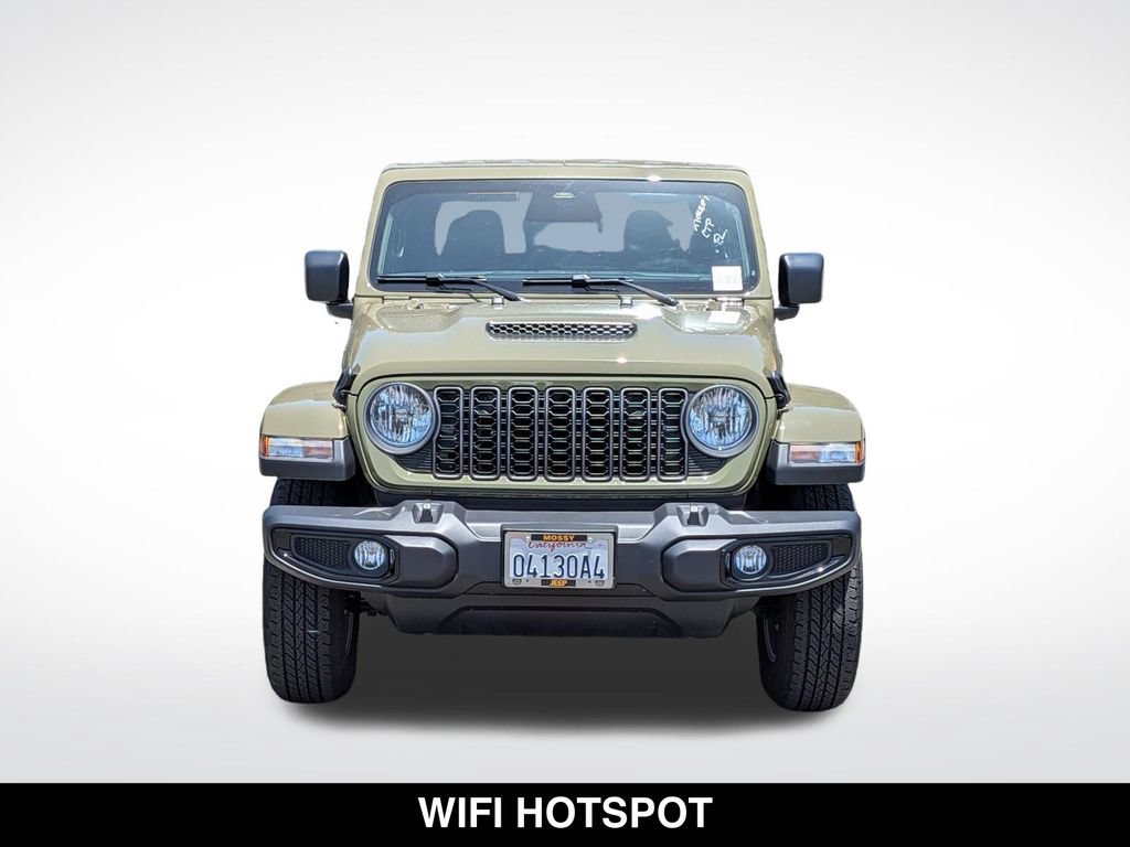 Used 2026 Jeep Gladiator Sport AWD/4WD image 4