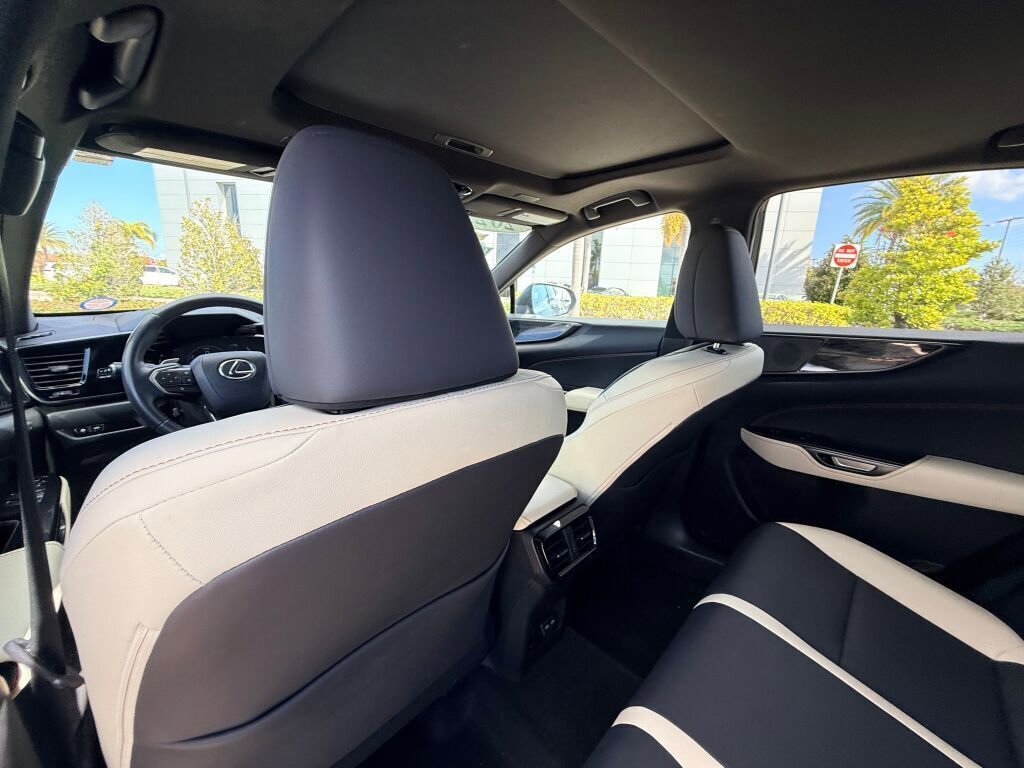Used 2022 Lexus NX 350h AWD image 19
